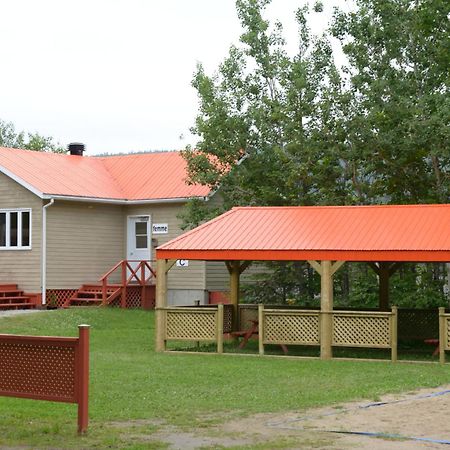 Prets-A-Camper Camping Тадуссак Экстерьер фото
